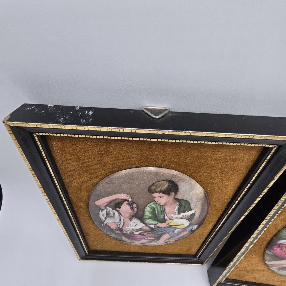 2 Vintage Murillo Bone China Miniature Porcelain in Frame Children‎ Eating - Picture 5 of 8